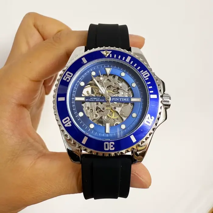 Montre squelette de luxe pour homme