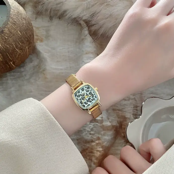 Montre carrée à cadran imprimé léopard bracelet en acier inoxydable cadeau pour femme occasion spéciale bronze café rose quartz élégante