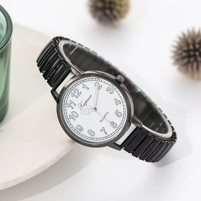 Montre pour femme à la mode avec chiffres arabes