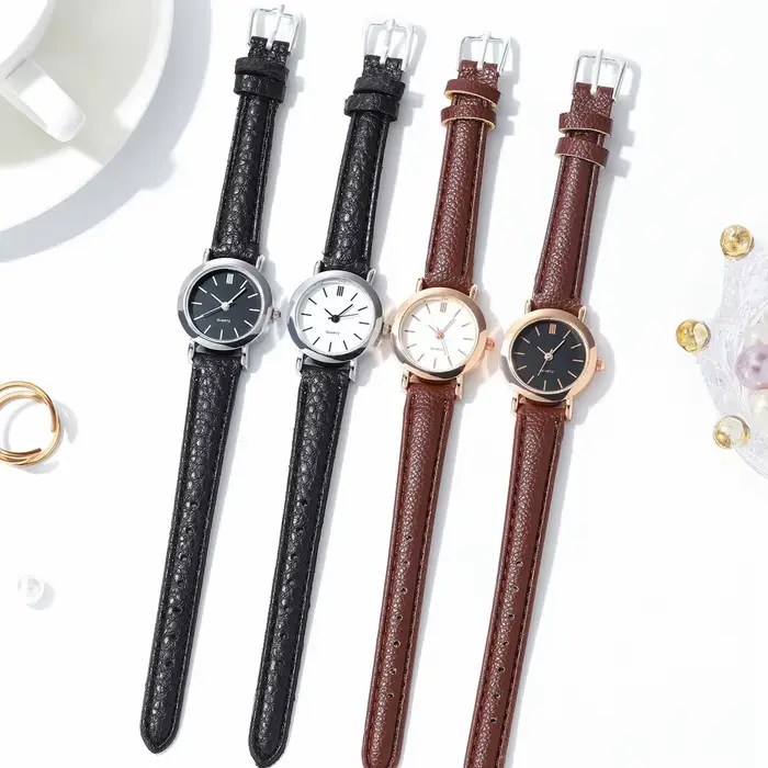 Mode petit cadran femmes montres bracelet en cuir décontracté montre à Quartz