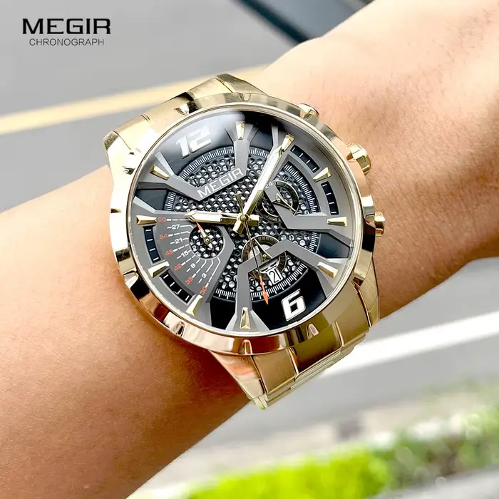 Montre à quartz dorée pour homme