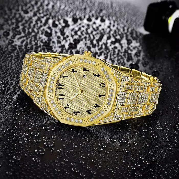 Montre-bracelet à quartz en diamant glacé pour hommes