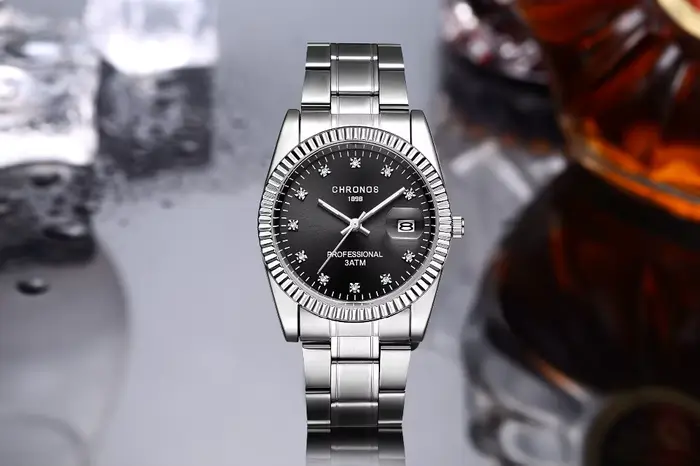 Montre étanche avec date analogique pour homme