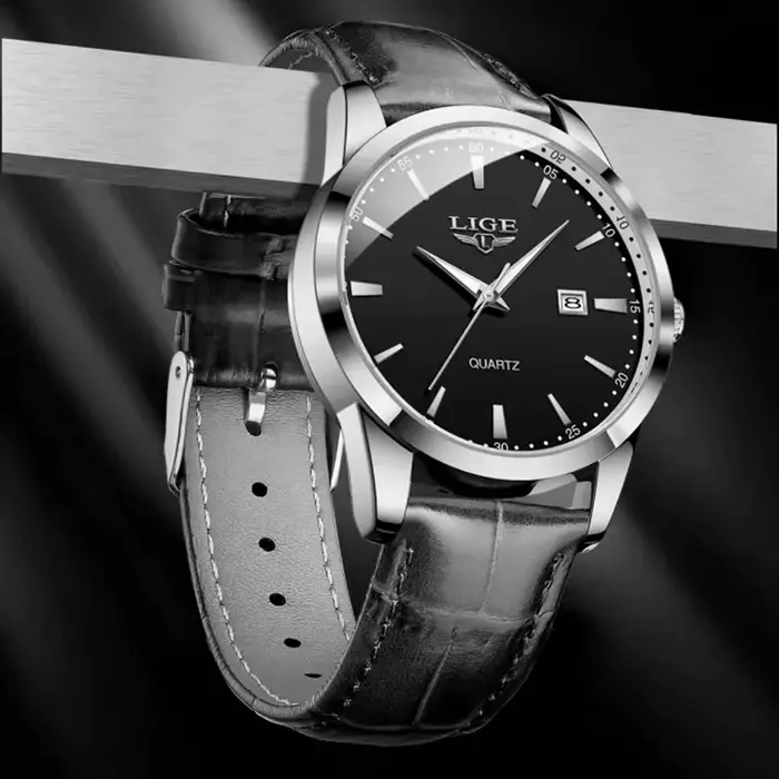Montre en acier inoxydable et cuir pour homme style militaire élégant résistant à l'eau pour occasions spéciales