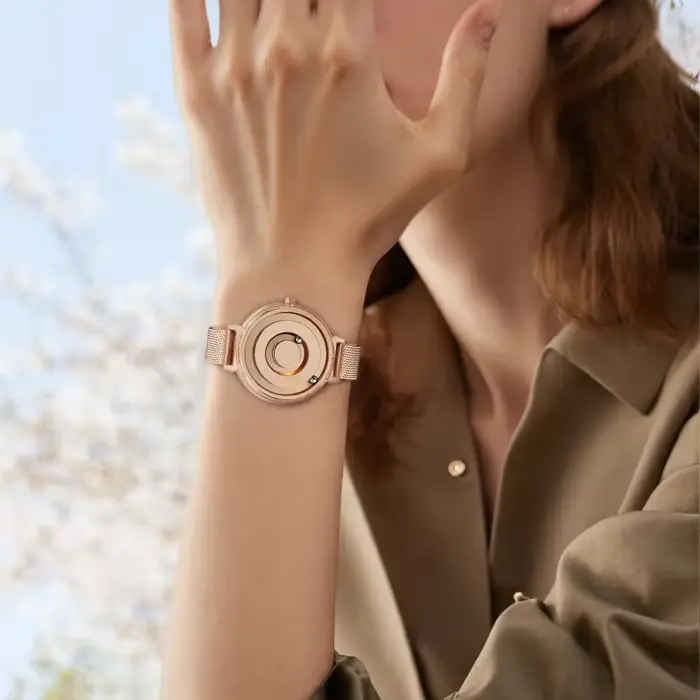 Montre pour femme Eutour en or rose – Montre à quartz magnétique