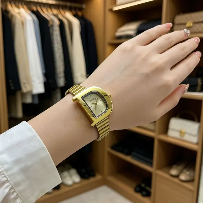 Montre pour femme en forme de D, montre rétro pour femme, montre à quartz