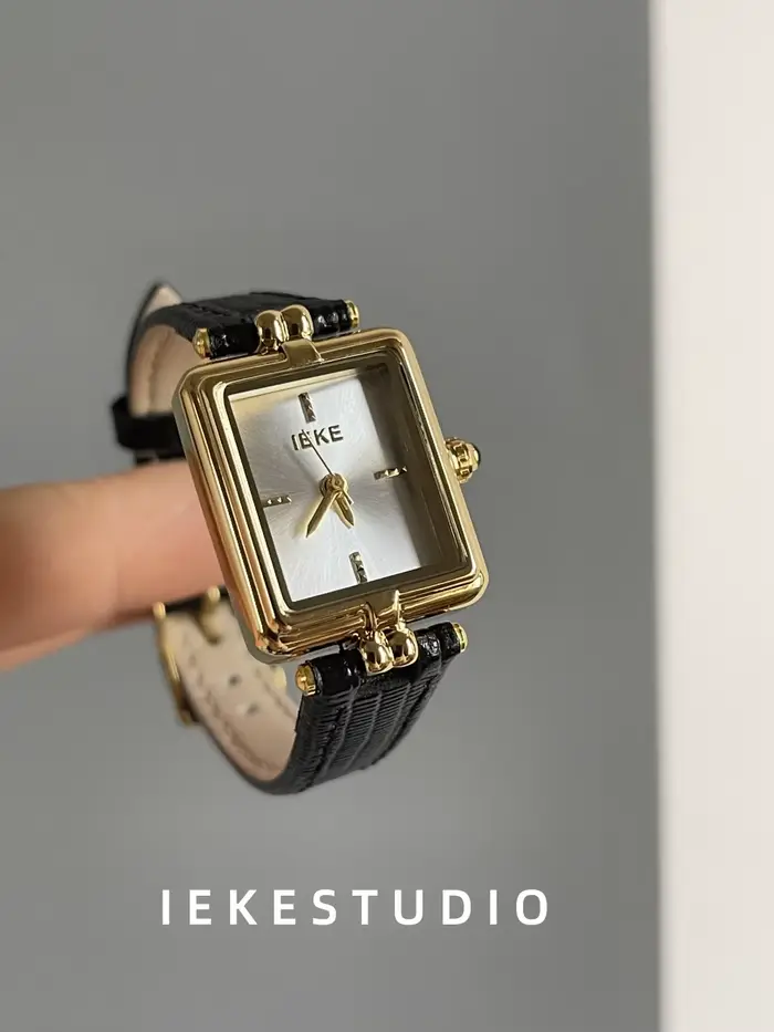 Vintage français femmes montres lumière luxe niche fine mode ceinture quartz dames montre noir reloj