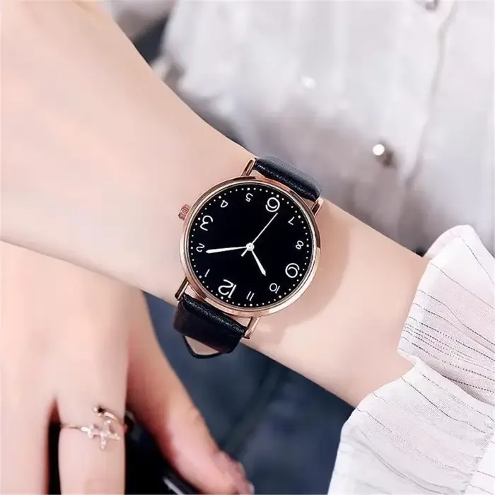 Femmes montres décontracté chiffres arabes en cuir analogique