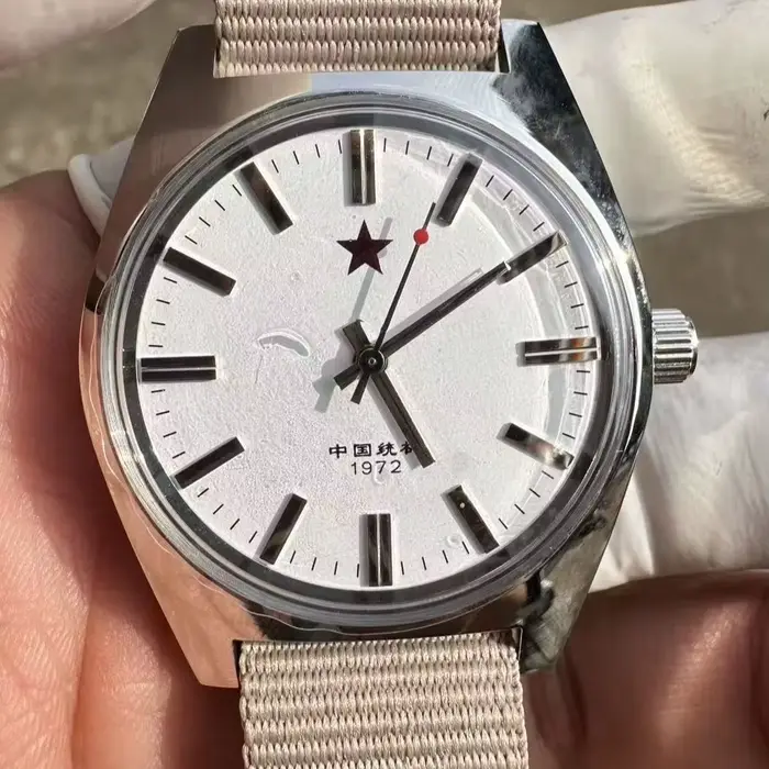 Montre mécanique vintage pour homme Shanghai 7120