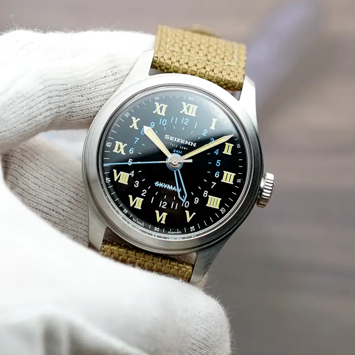 Merkur montre rétro 50m peau plongeur