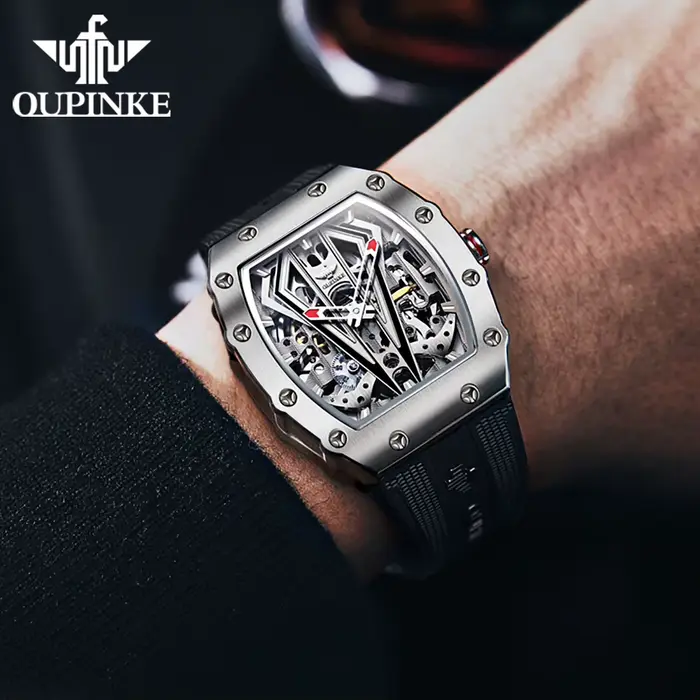 Montre existent Vissée pour Homme
