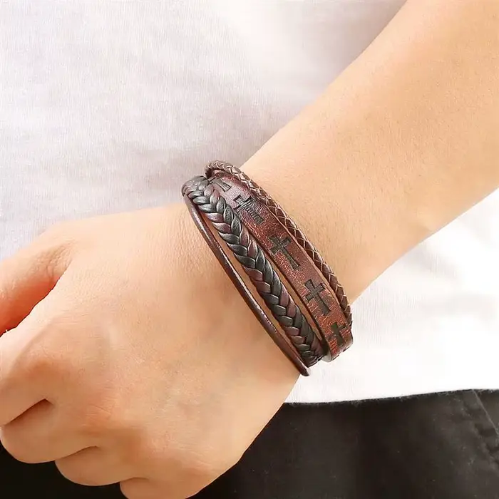 Bracelet en cuir à la mode pour hommes