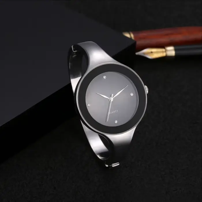 Montre-Bracelet en cristal de luxe femmes montres Simple mode