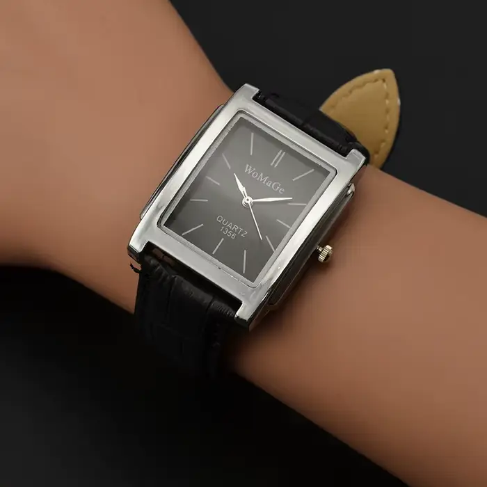 Montre-bracelet carrée en cuir unisexe