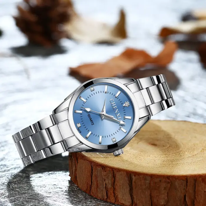 Montre CHENXI en acier inoxydable pour femme avec mouvement quartz résistante à l'eau pour différentes occasions spéciales