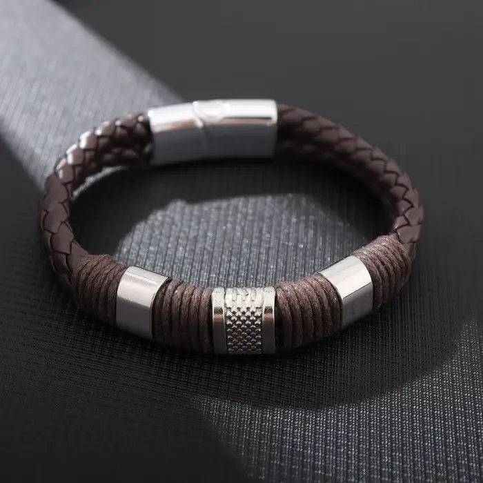 Nouveaux bracelets en cuir tressé en métal pour hommes et femmes