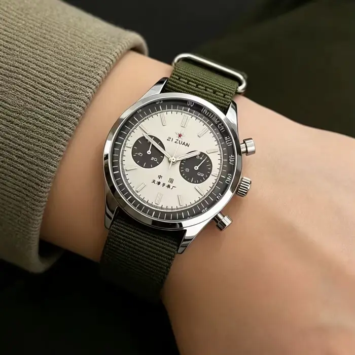 Montre 1963, modèle pilote 1963