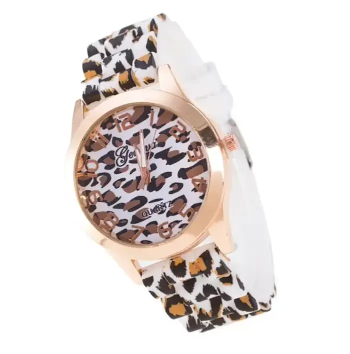 Montre décontractée léopard Mode Genève pour femmes, bracelet en silicone, résistante aux chocs, parfait pour toutes les occasions, cadeau idéal