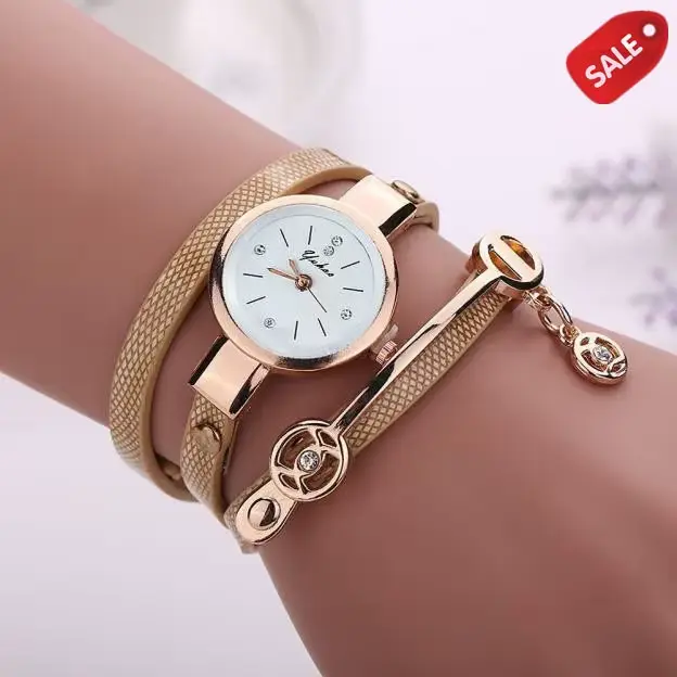 Montre à quartz simple pour femme, bracelet en métal doré, mode