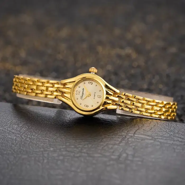 Luxe or femmes Bracelet montres mode filles analogique Quartz montre-Bracelet rétro élégant dames horloge cadeau relogio feminino