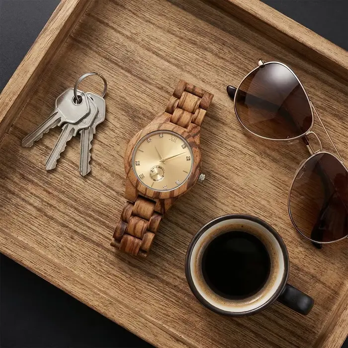 Montres en bois, montre en bois faite à la main