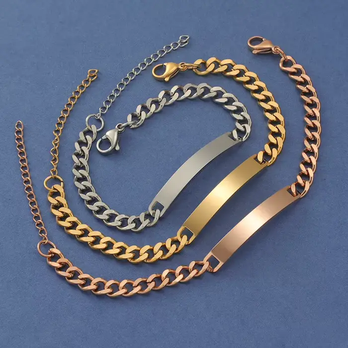 Bracelet en acier inoxydable vierge pour graver élégant à offrir pour femmes occasions spéciales