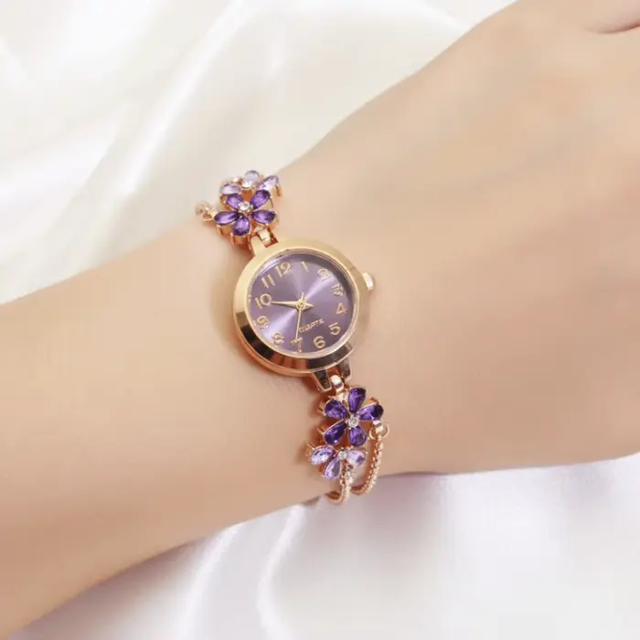Montre-Bracelet élégante pour femmes en fibre de carbone avec affichage numérique pour occasions professionnelles et élégantes