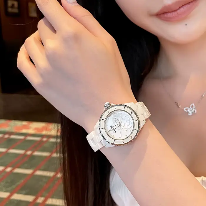 CILOA camélia montre 2025 nouvelles femmes en céramique blanche légère luxe