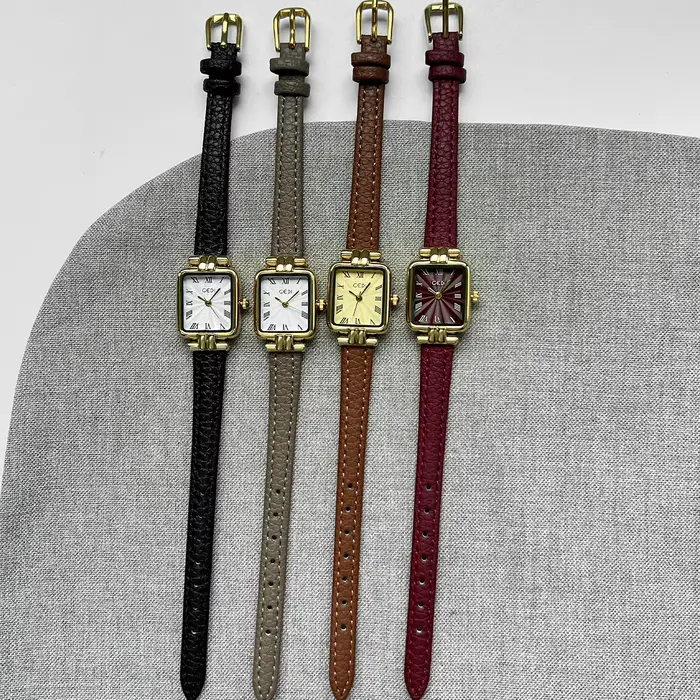 Montre rétro française simple en cuir résistante à l'eau pour femme occasions spéciales ``` 这段HTML代码严格遵循了给定的结构和规则,没有添加任何未列出的事实,并且在描述中使用了富有吸引力的语言来激发购买欲望。最后的标题
