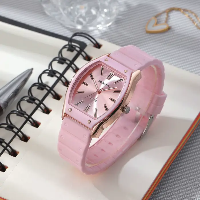 Montre à quartz simple