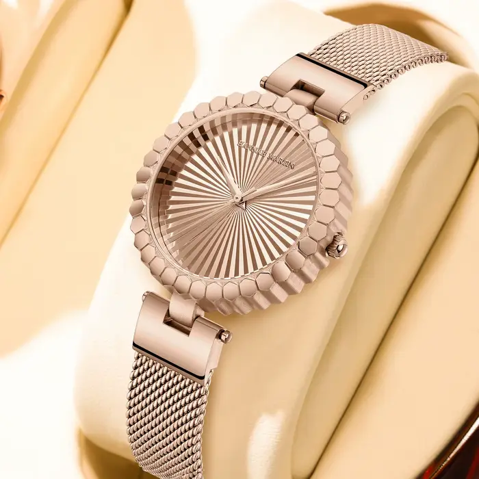Montre pour femme en or rose 35 mm