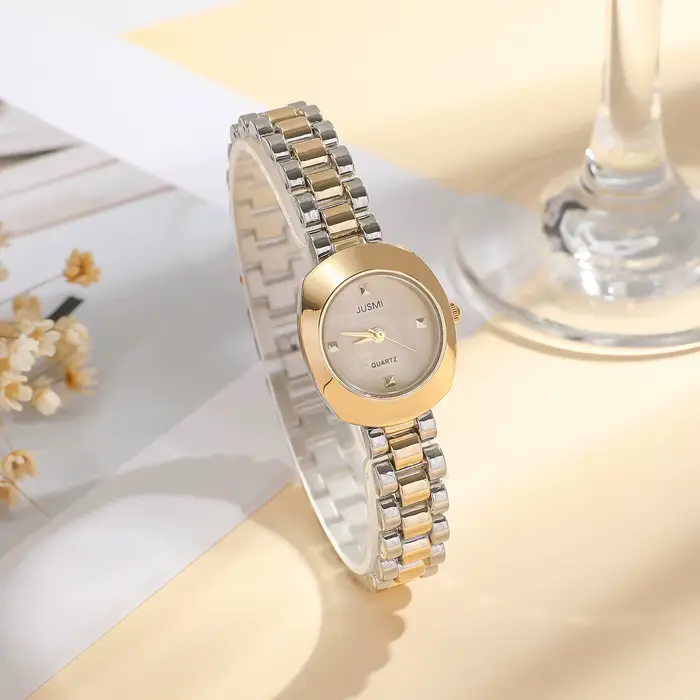 Montre carrée tendance pour femmes