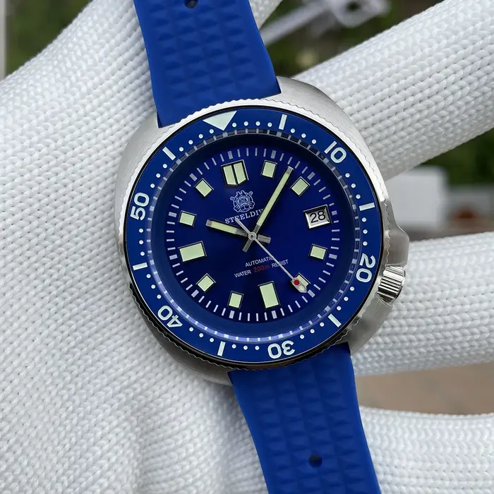 Steeldive marque SD1970 montre de plongée thon 200m étanche saphir cristal NH35 automatique mécanique en acier