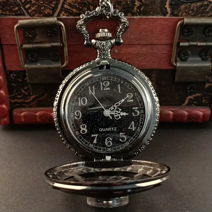 Montre de poche à Quartz Design boussole noire Vintage