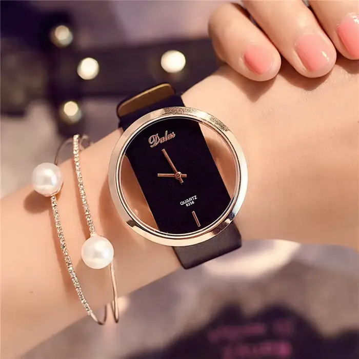 Montre en cuir squelette bracelet quartz décontractée pour femme occasions spéciales or jaune ceramique simulee analogique-digital resistant a l'eau