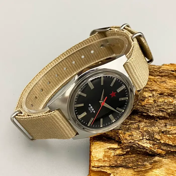 Montre mécanique HEIMDALLR rétro pour homme avec mouvement manuel, bracelet en cuir pour occasions spéciales et cadeaux