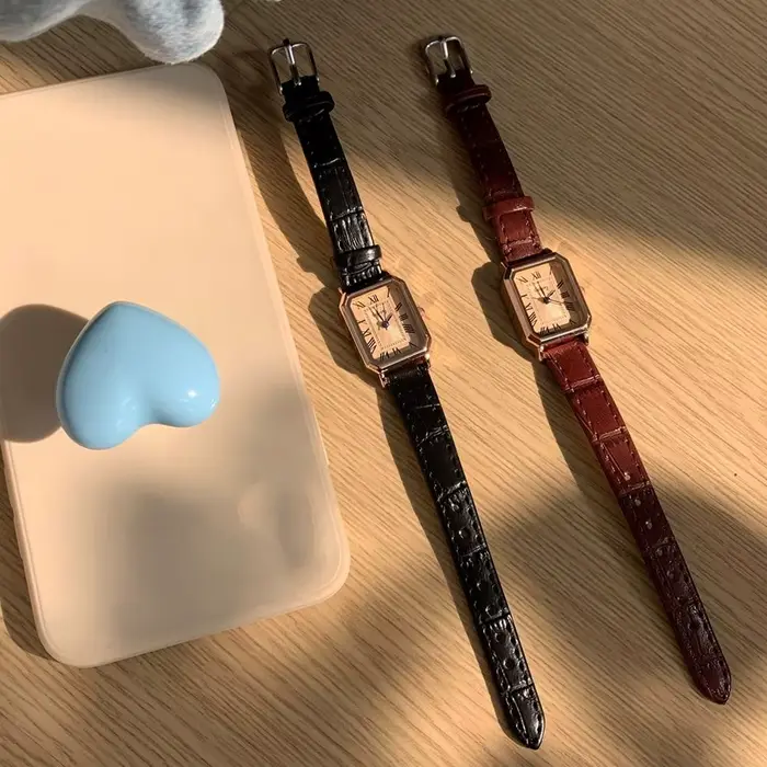 Montre à Quartz de luxe légère pour femmes