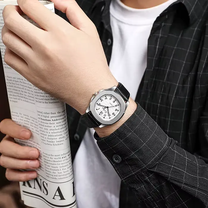 Bracelet en cuir hommes montre quartz sport décontracté élégant pour homme occasions spéciales