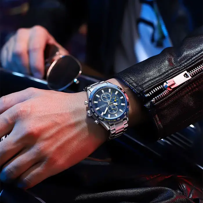 Montre-bracelet CRRJU chronographe avec date automatique pour hommes robuste et élégant occasion sportive ou quotidienne