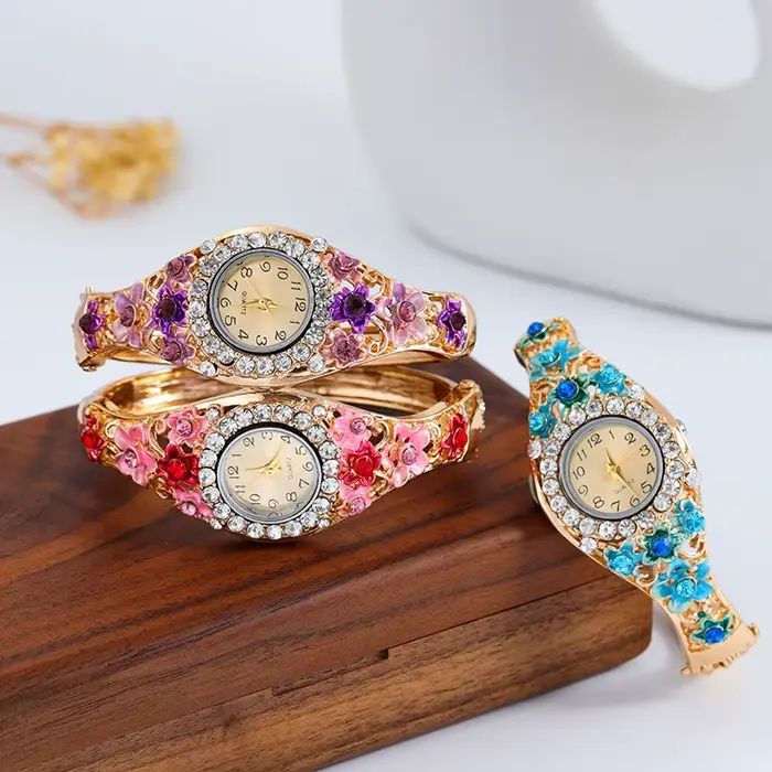 Montre-bracelet en acier inoxydable avec strass vintage pour femmes élégante et sophistiquée pour toutes les occasions