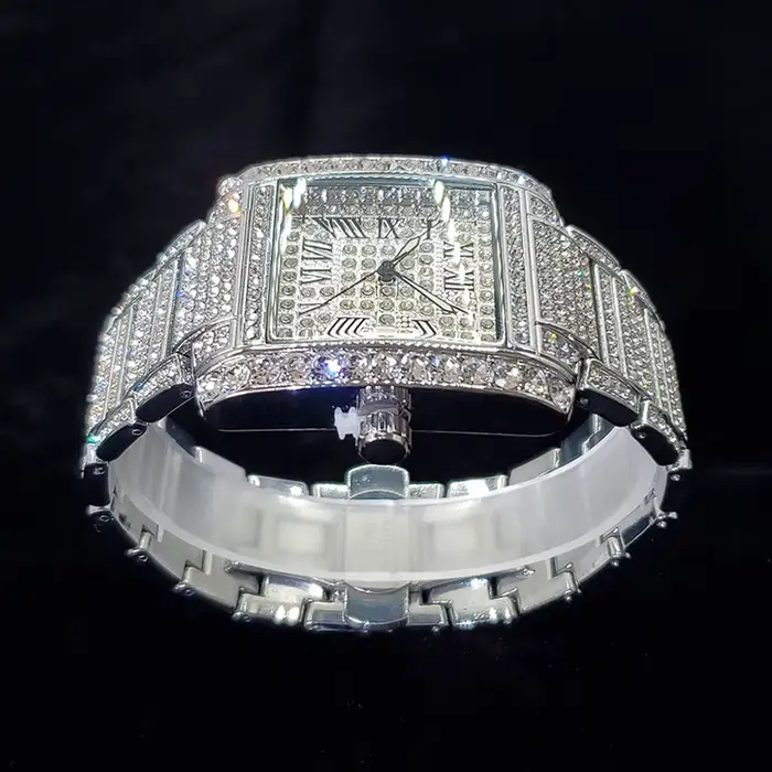 Montre en diamant de luxe pour hommes