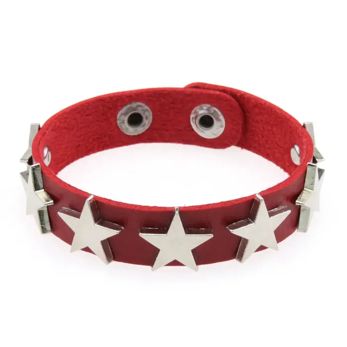 Bracelet style punk étoile