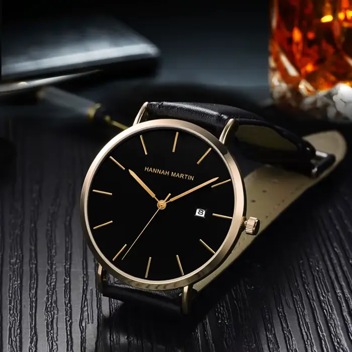 Montre homme en acier inoxydable haute qualité avec mouvement quartz et résistance à l'eau 3 bars pour homme occassions spéciales minimaliste décontracté
