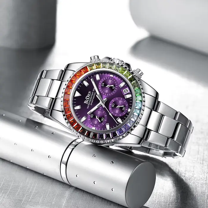 Montre-bracelet en acier inoxydable argenté pour femme