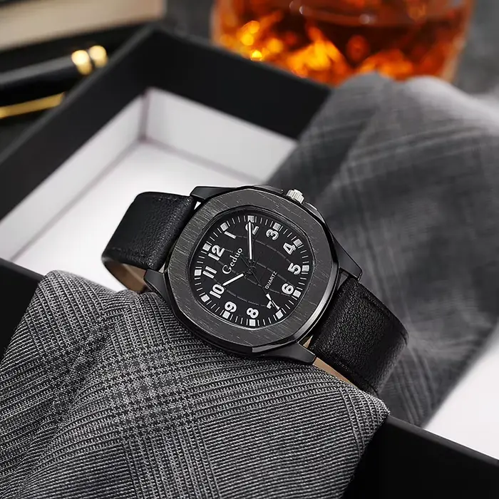 Bracelet en cuir hommes montre quartz sport décontracté élégant pour homme occasions spéciales