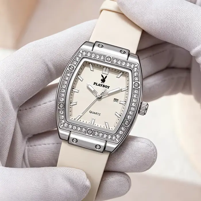 Montres de luxe pour femme de la marque PLAYBOY