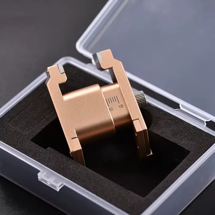 Outil de retrait de bracelet acier inoxydable multifonctionnel pour personnalisation de montres occasionnels et collectionneurs
