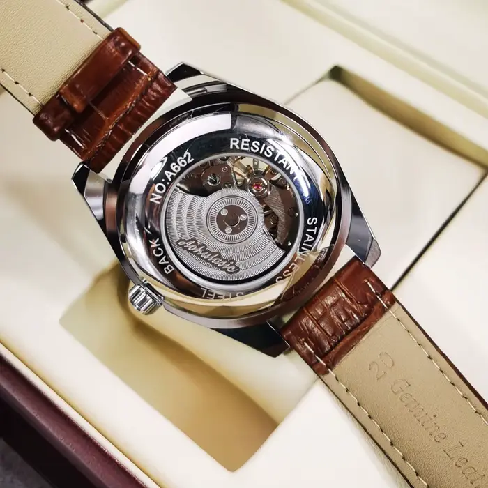 Montre mécanique AOKULASIC avec tourbillon, résistance aux chocs et affichage lumineux pour homme, cuir et acier inoxydable, parfait pour occasions spéciales et quotidien