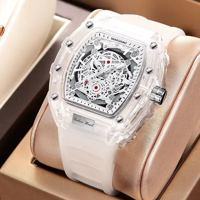 Montre UTHAI BK134 en forme de couvercle de caisse résistante à l'eau pour hommes avec bracelet en silicone et mouvement quartz pour aventuriers