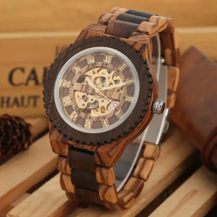 Montre ronde automatique en bois avec bracelet réglable pour homme occasions spéciales élégante à offrir